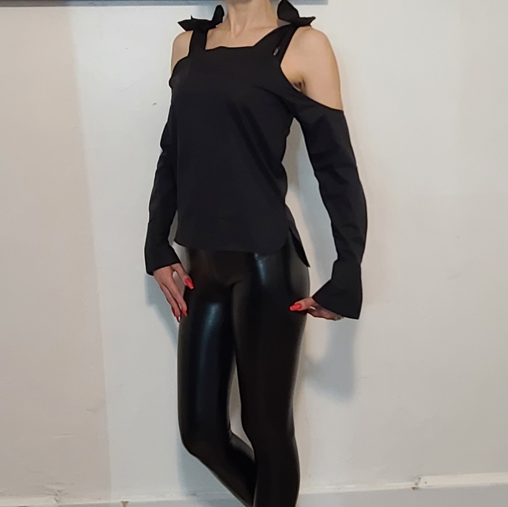 Walter Baker Top cold shoulder XS